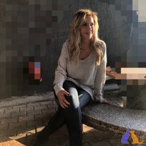 Olivia01
