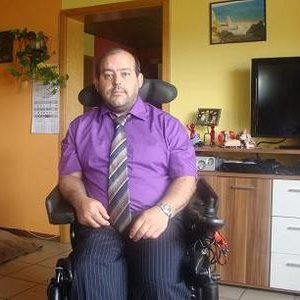 Luis123456789070